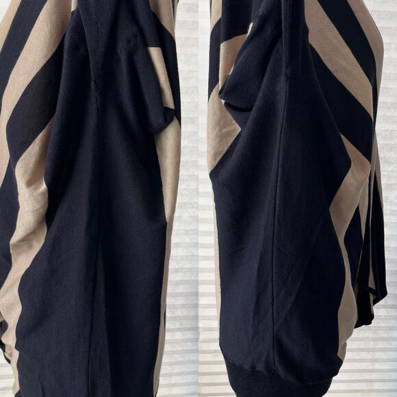 Adrienne Vittadini Sweatshirt V-neck Striped black-tan, Size L(see measurements) - Picture 6 of 8